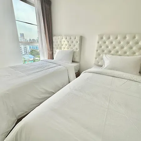 Town Sukhumvit 71 Apartment